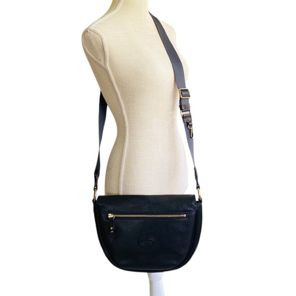 ISO - Roots large Mezza Luna Cross Body bag to purchase - Picture 3 of 7